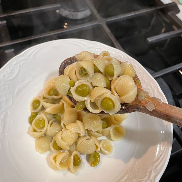 Pasta Piselli (Pasta with Peas)